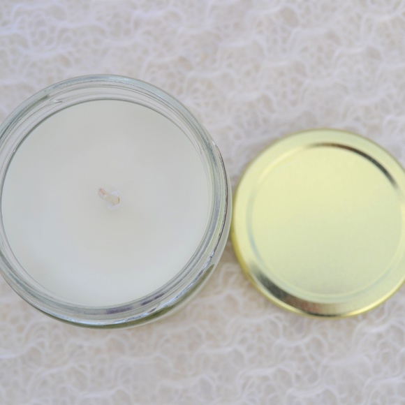 Lemongrass Soy Wax Candle 8oz - Picture 5 of 5